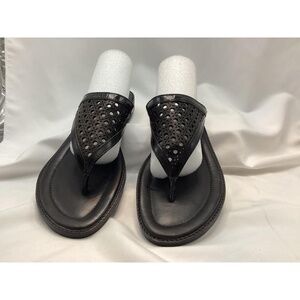Womens Sperry  Thong Sandals Black Chunky Sole Perforated Strap  Casual size 9